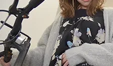 Charinmusume ～马鞍的尖端看起来像是要粘在我的阴户里一样～松下丽香