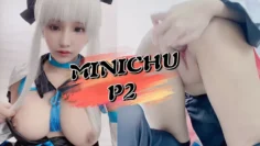 【巨乳白虎】极品巨乳白虎萝莉迷你春水晶棒自慰