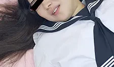 制服时代～穿制服大胆自慰～茜