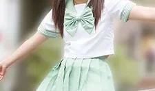 制服时代～JK素人妹子用嘴服侍我～夏野亚希