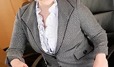 勾引荡妇办公室女士快点把你的鸡鸡拿出来！佐伯元