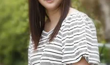 喜欢玩具的戴眼镜女孩 夏野亚希