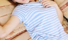 女儿被M管教~很痛但是感觉很好~宫藤麻衣