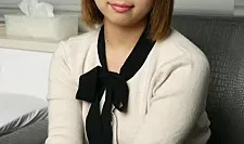 对 AV 好奇的整洁素人女孩首次尝试拍摄。早濑未来