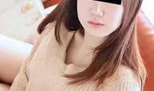 我偷偷地把橡皮筋和里面的精液取下来。千寻