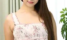 我是一名美甲师，我是来用我的胸部赚钱的。深见濑里奈