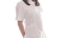 我最终扮演了护士角色。春天