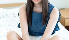 我用我的大鸡巴撞了一个素人女孩，她哀叹找不到男朋友。夏野亚希