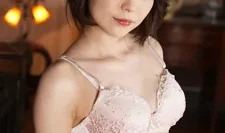 把这一切都交给莫莫刚剃过毛的敏感阴户！柏木桃桃