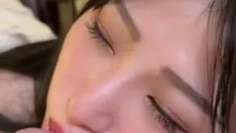 樣子清純可愛女孩核彈般巨乳人間極品 被小哥狠狠抽插