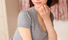 看看独居女孩的房间！ ～第一次向别人展示自慰～伊吕波马林