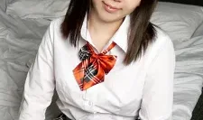 穿制服的时候～一周看3、4次AV就兴奋～细细伊达