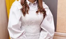 素人AV采访～娇小巨乳妹中出AV初体验说明会～山根葵