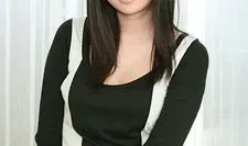 素人女孩在商店行窃时被G-men抓获  竹内柚叶