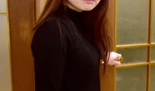 终于找到了一位很难预订的受欢迎的酒店小姐。山仓明子