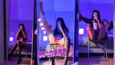 这么粉的骚穴哥哥想插进来吗 椅子上精油自慰 哥哥快来操人家