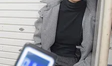 飞走～晚上带着遥控震动器走在后巷～伊森真奈